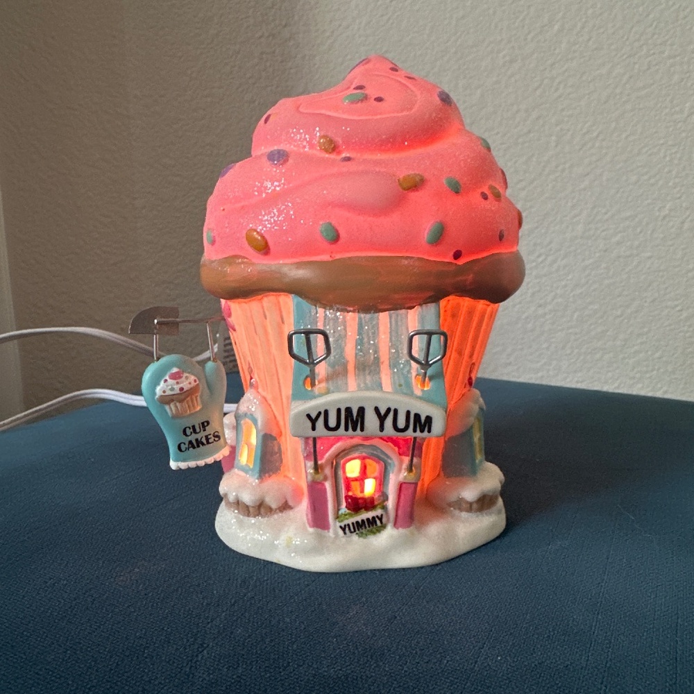 Vintage Christmas village department 56 North Pole series Santa’s sweet shop